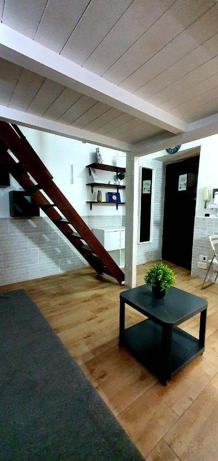 Room N.23 Taranto Bagian luar foto