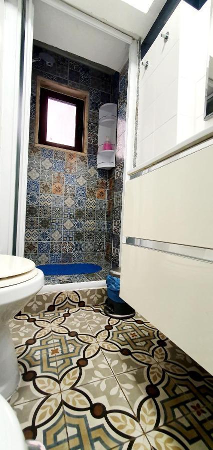 Room N.23 Taranto Bagian luar foto